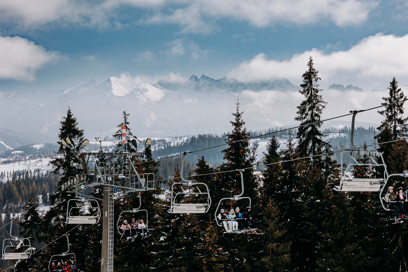 Ski lifts in Zakopane<br />
